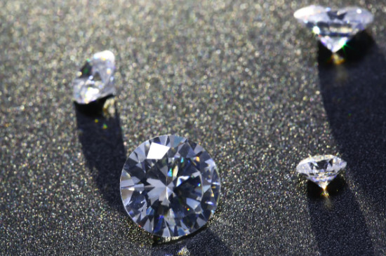 天然钻石和人工培育钻石的区别